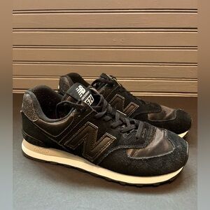 New Balance 574 Core Black Fashion WL574FH2 Shoes Women's Size 8.5
